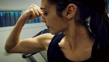 Gal Gadot responds to the online negative comments about her physique for BVS role